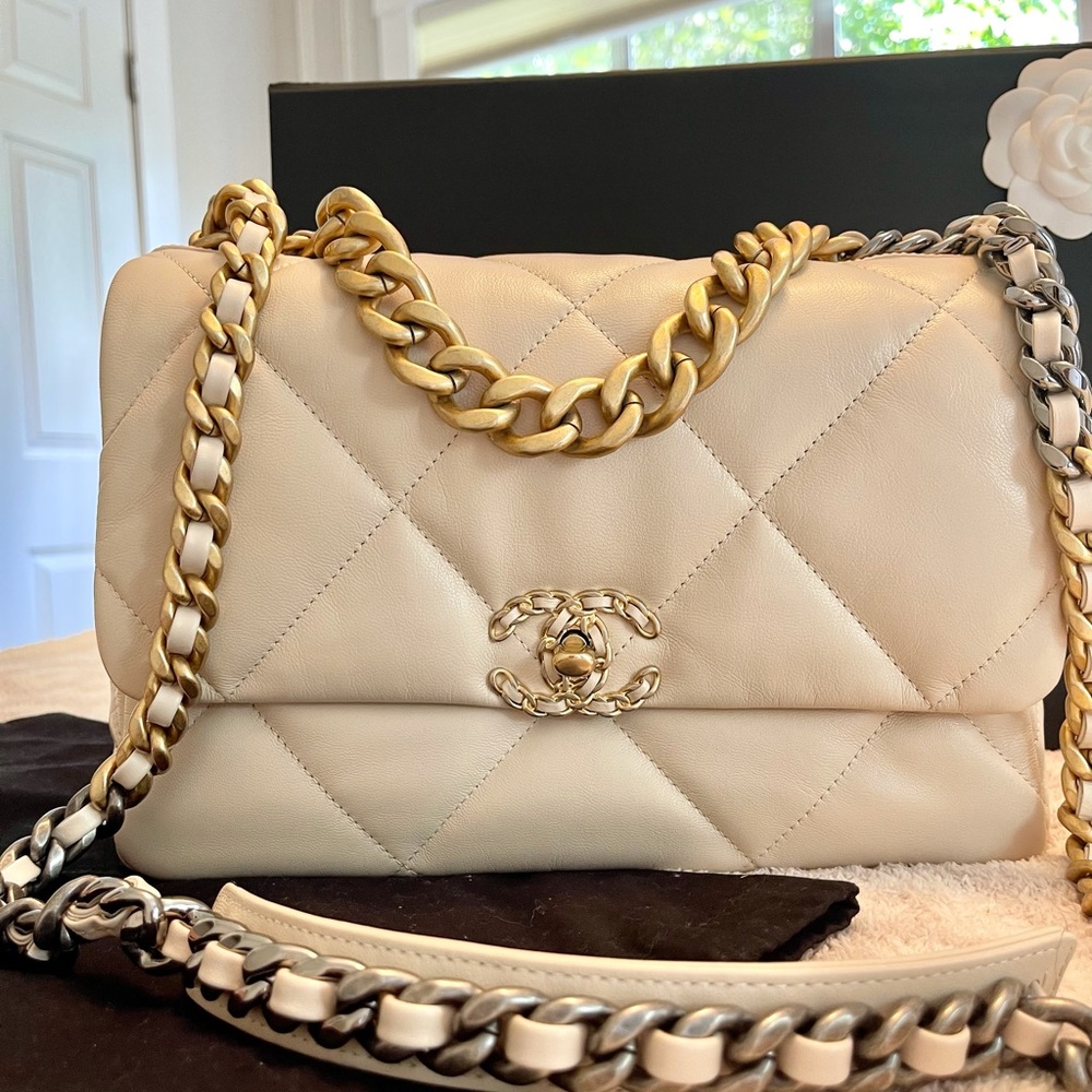 CHANEL Lambskin Large 19 Flap Beige